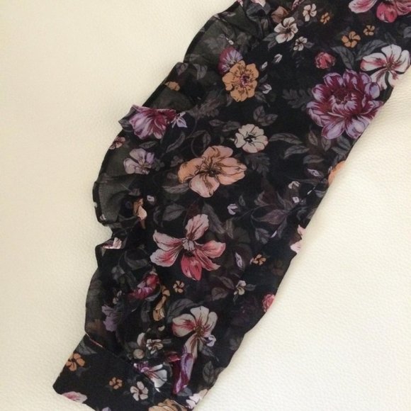 Forever 21 Sheer Frill Floral Blouse - Picture 3 of 5